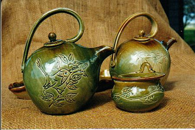 Teabag
              teapot and teabag drainer
